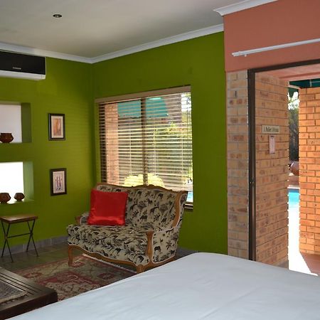Boga Legaba Guest House & Conference Centre مافكينج المظهر الخارجي الصورة