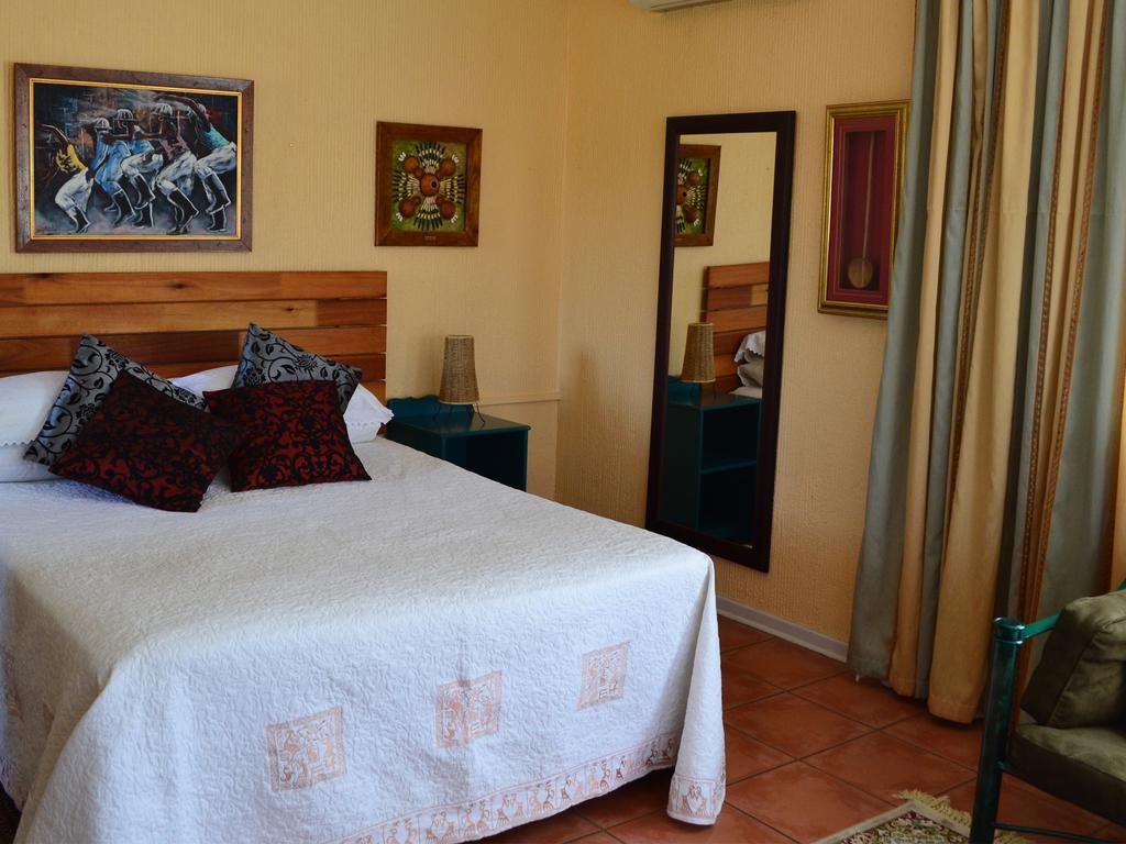 Boga Legaba Guest House & Conference Centre مافكينج المظهر الخارجي الصورة