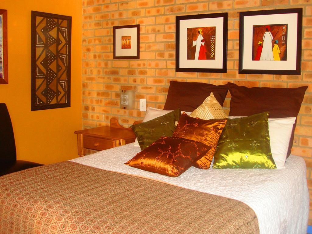 Boga Legaba Guest House & Conference Centre مافكينج المظهر الخارجي الصورة