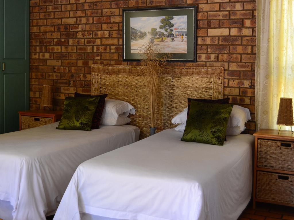 Boga Legaba Guest House & Conference Centre مافكينج المظهر الخارجي الصورة