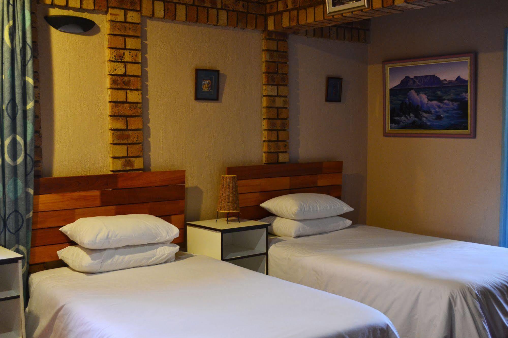 Boga Legaba Guest House & Conference Centre مافكينج المظهر الخارجي الصورة